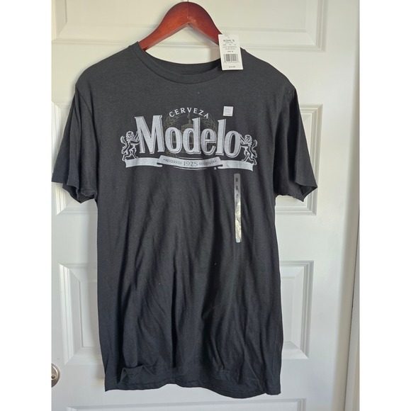 Modelo Tops - Modelo Especial Cerveza Graphic T-Shirt Black MDAS2201KO Womens Medium NWT